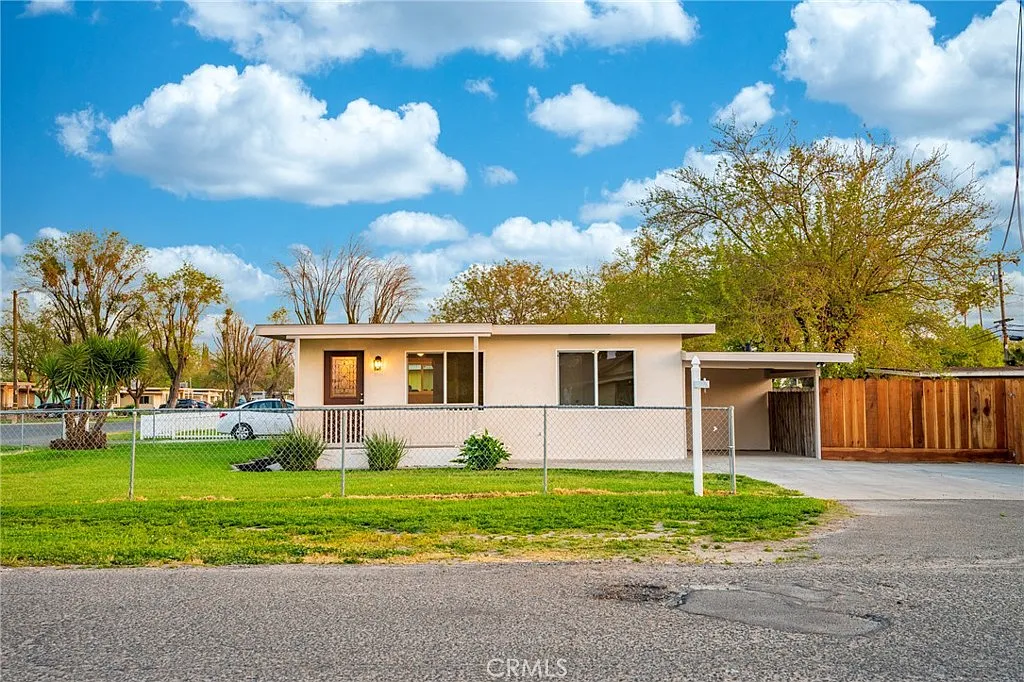 2241 Meadowbrook Ave photo 1