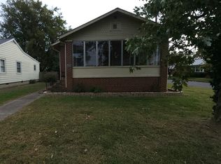 1758 Jefferson St, Paducah, KY 42001