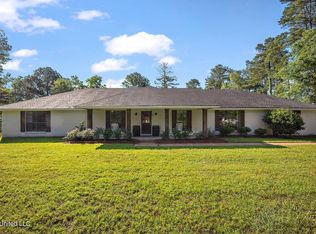 213 Springwood Dr, Terry, MS 39170