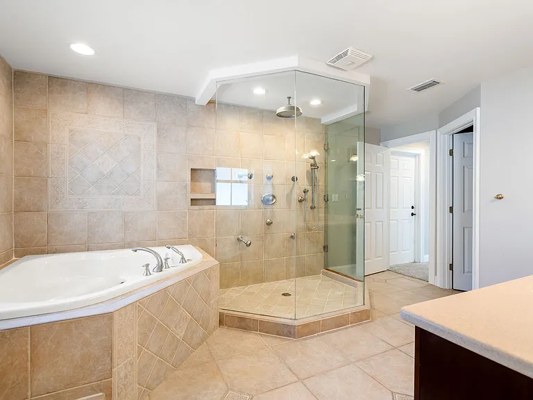 482 Hermosita Dr — Photo 91
