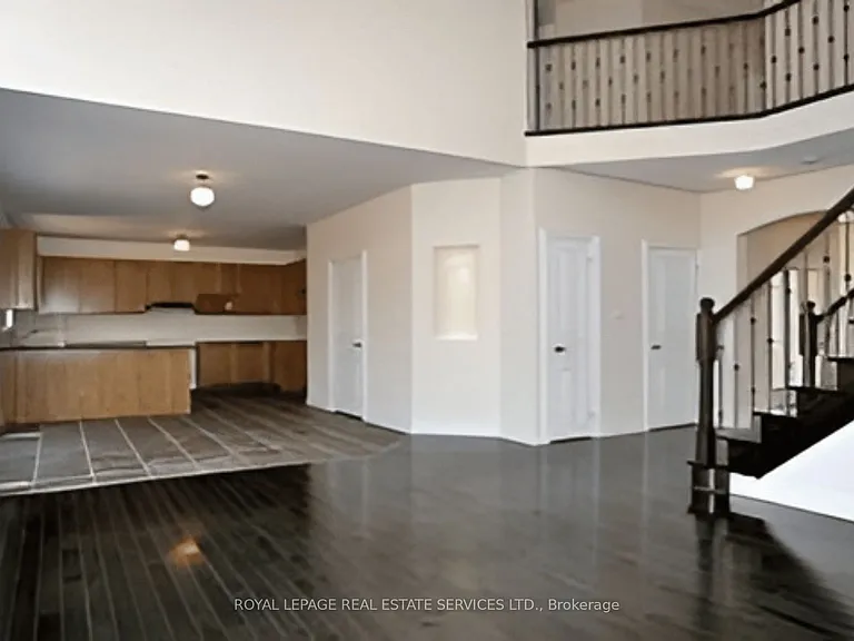277 Admiral Dr — Photo 4
