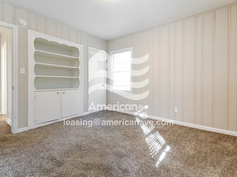 1038362_013_wm_-_bedroom_13470358.jpg