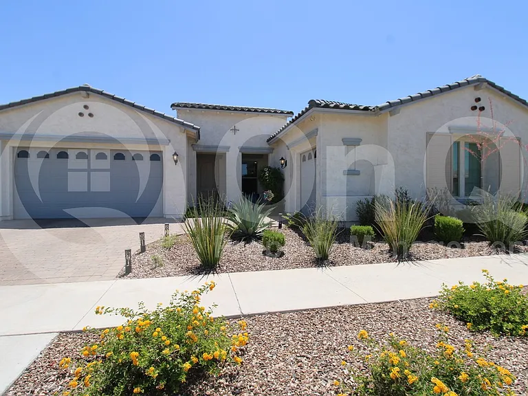 10635 E Tumbleweed Ave — Photo 2