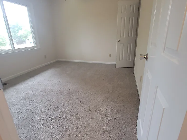 5843 Pettigrew Dr — Photo 14