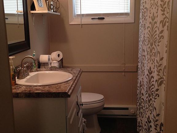 5th image of 148 E Baltimore St #1