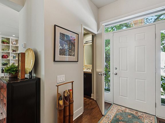 5th image of 1703 W Wabansia Ave