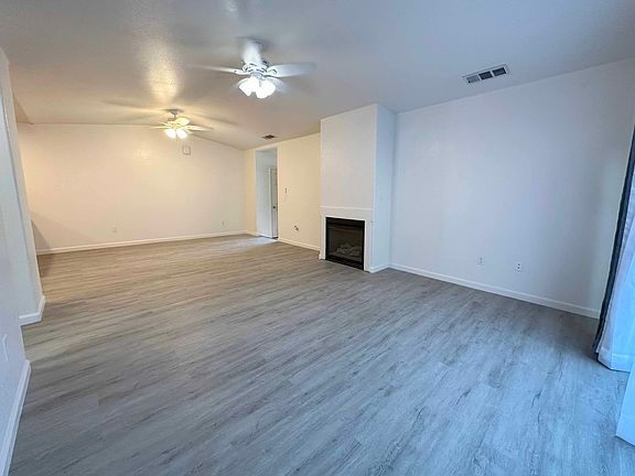 2nd image of 2939 Cushing Ct