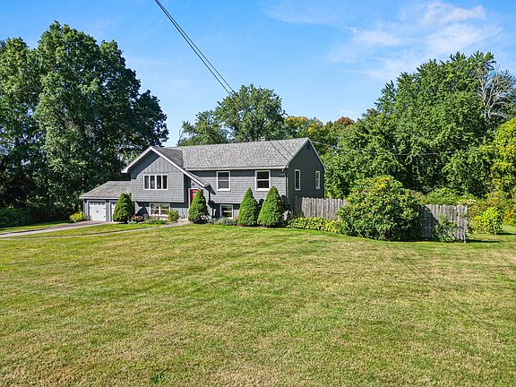 3rd image of 23 Georgetown Rd