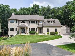 7133 Goodview Ave S, Cottage Grove, MN 55016