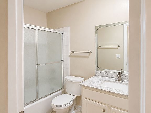 2 Bedroom 2 Bathroom
