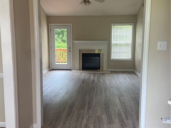 2nd image of 5021 Miranda Dr