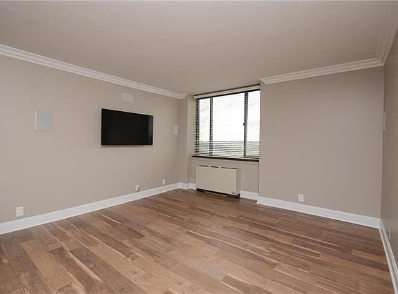 2nd image of 700 E 8th St Unit 12Q