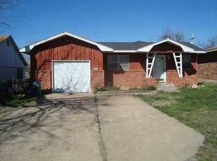 1211 NW Columbia Ave, Lawton, OK 73507