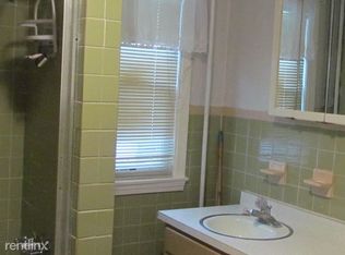 64 Heath St, Hartford, CT 06106