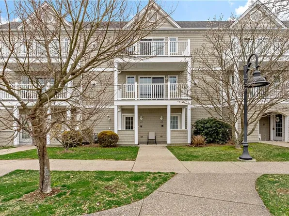 679 Metacom Ave Unit 69, Bristol, RI 02809