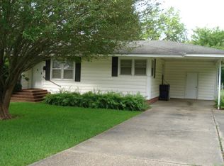 1011 Lillian St, Tallulah, LA 71282