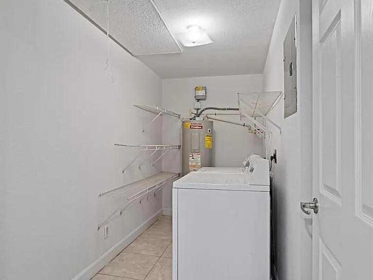 7110 Southgate Blvd — Photo 17