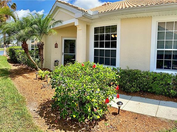 2nd image of 4876 Whispering Oaks Dr