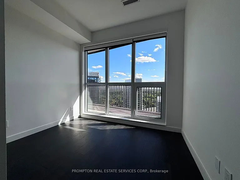 18 Esther Shiner Blvd #3109 — Photo 10