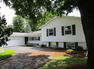 27 Larchmont Rd, Binghamton, NY 13903