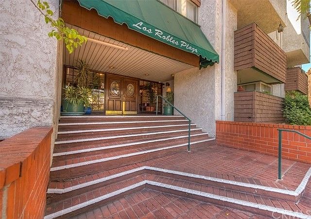 1st image of 355 S Los Robles Ave #10