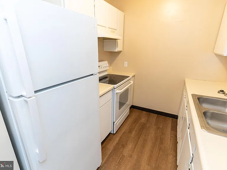510 S Main St #7 — Photo 11