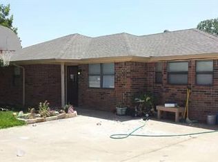 3905 Country Meadows Cir, Granbury, TX 76049