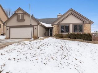 1891 NW 89th St, Clive, IA 50325