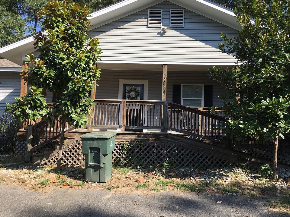 2nd image of 624 W Cox St