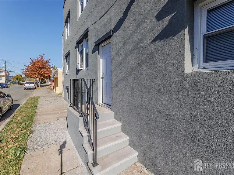 382 Summit Ave #2B — Photo 14