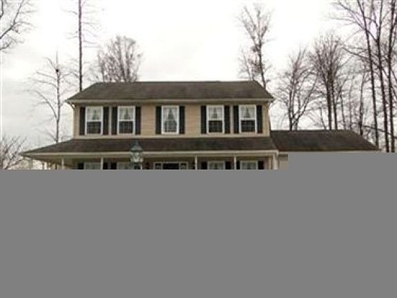 2nd image of 384 Chandler Ct