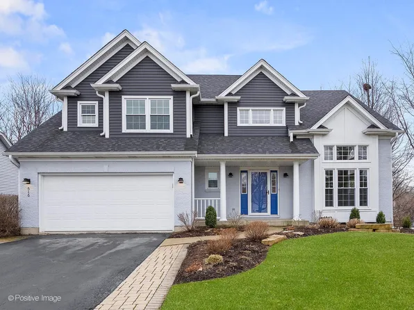 516 Meadowview Dr, West Chicago, IL 60185