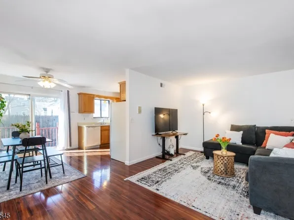 2-10 Montgomery St #2A, Bloomfield Twp., NJ 07003
