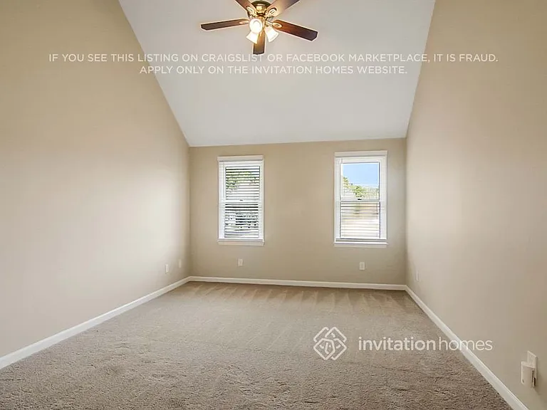 53 Hobson Ln — Photo 17