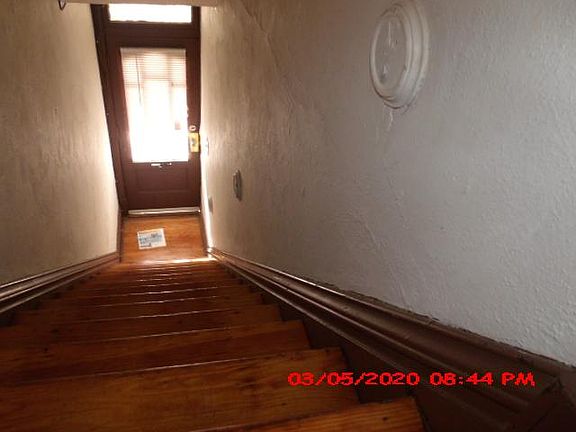 5th image of 2033 Maury Ave #A