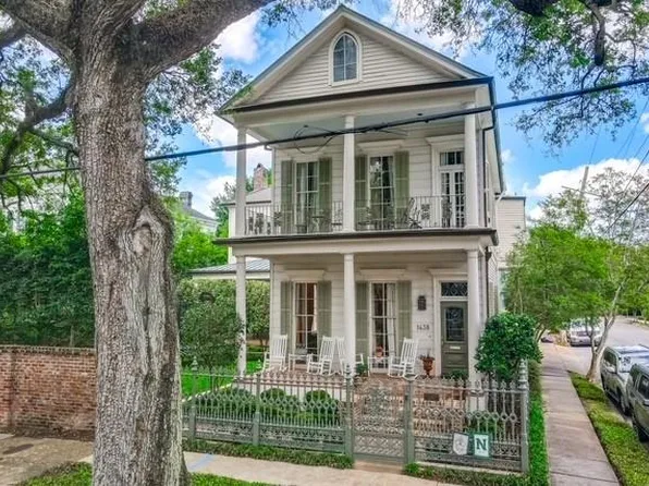 1438 Henry Clay Ave, New Orleans, LA 70118