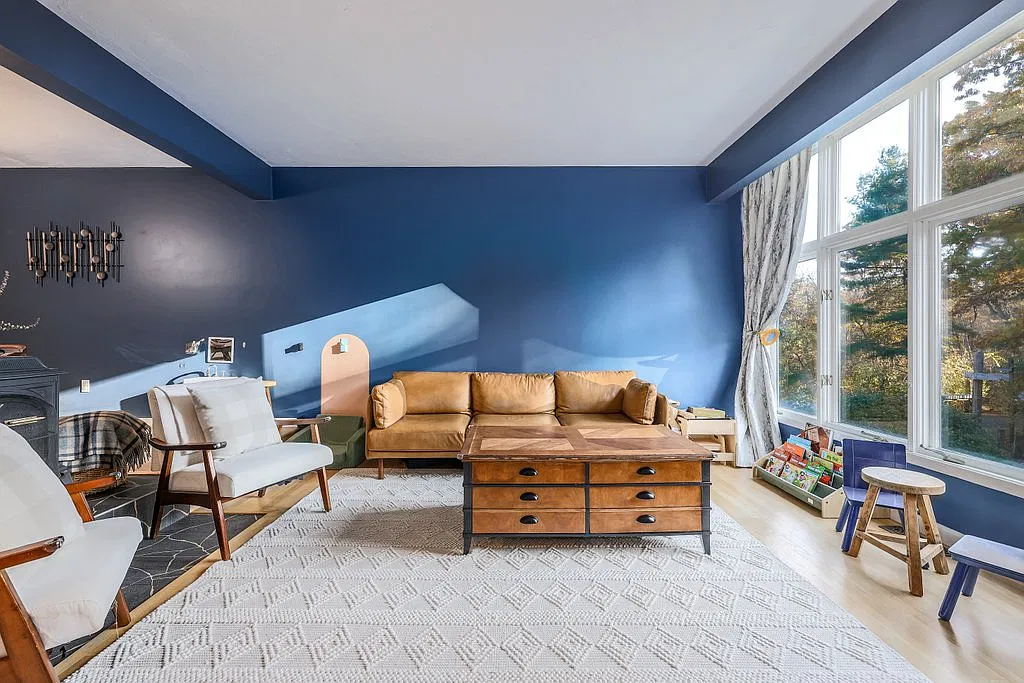 3 bed, 2.5 bath, 1948 sqft, $4,475 — Photo 1