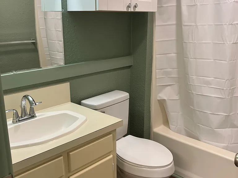 312 S Carroll Blvd #1/2 — Photo 8