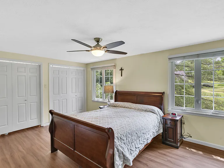 Main Bedroom is Large-Queen bed shown