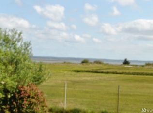 600 Duck Lake Dr NE, Ocean Shores, WA 98569