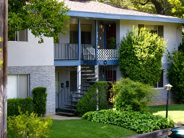 Park Oaks Apartments, 135-143 Dorer Dr #143D, Auburn, CA 95603