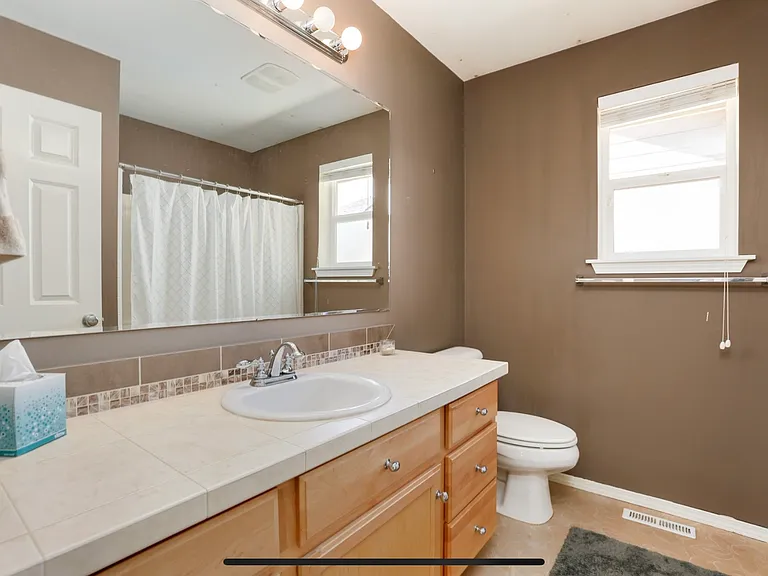 12939 NE 204th Pl — Photo 12
