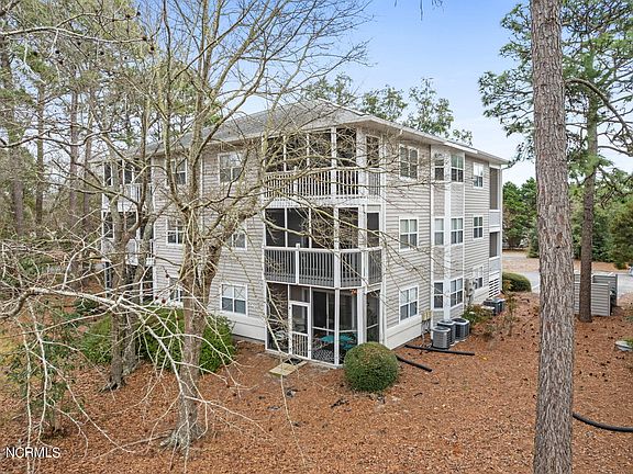4th image of 3030 Marsh Winds Circle Unit 103