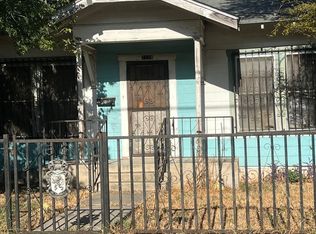 1114 N Brazos St, San Antonio, TX 78207