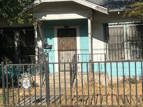 1114 N BRAZOS ST, San Antonio, TX 78207