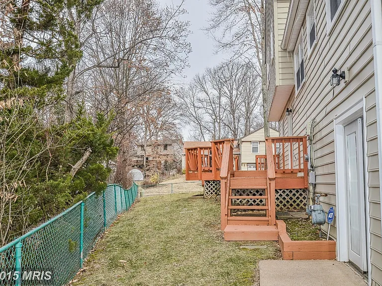 7200 Hopkins Ct — Photo 21