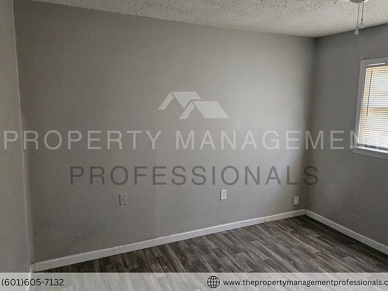 1324 Marydale Dr — Photo 19