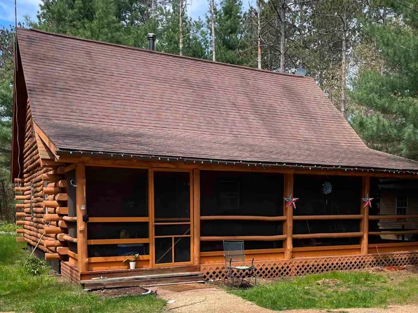 N8441 Beach Ct, New Lisbon, WI 53950