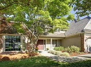 7700 81st Pl SE, Mercer Island, WA 98040