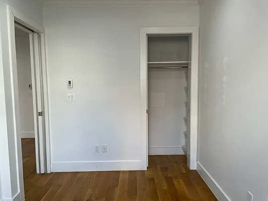 Rented by OGI Management | media 17